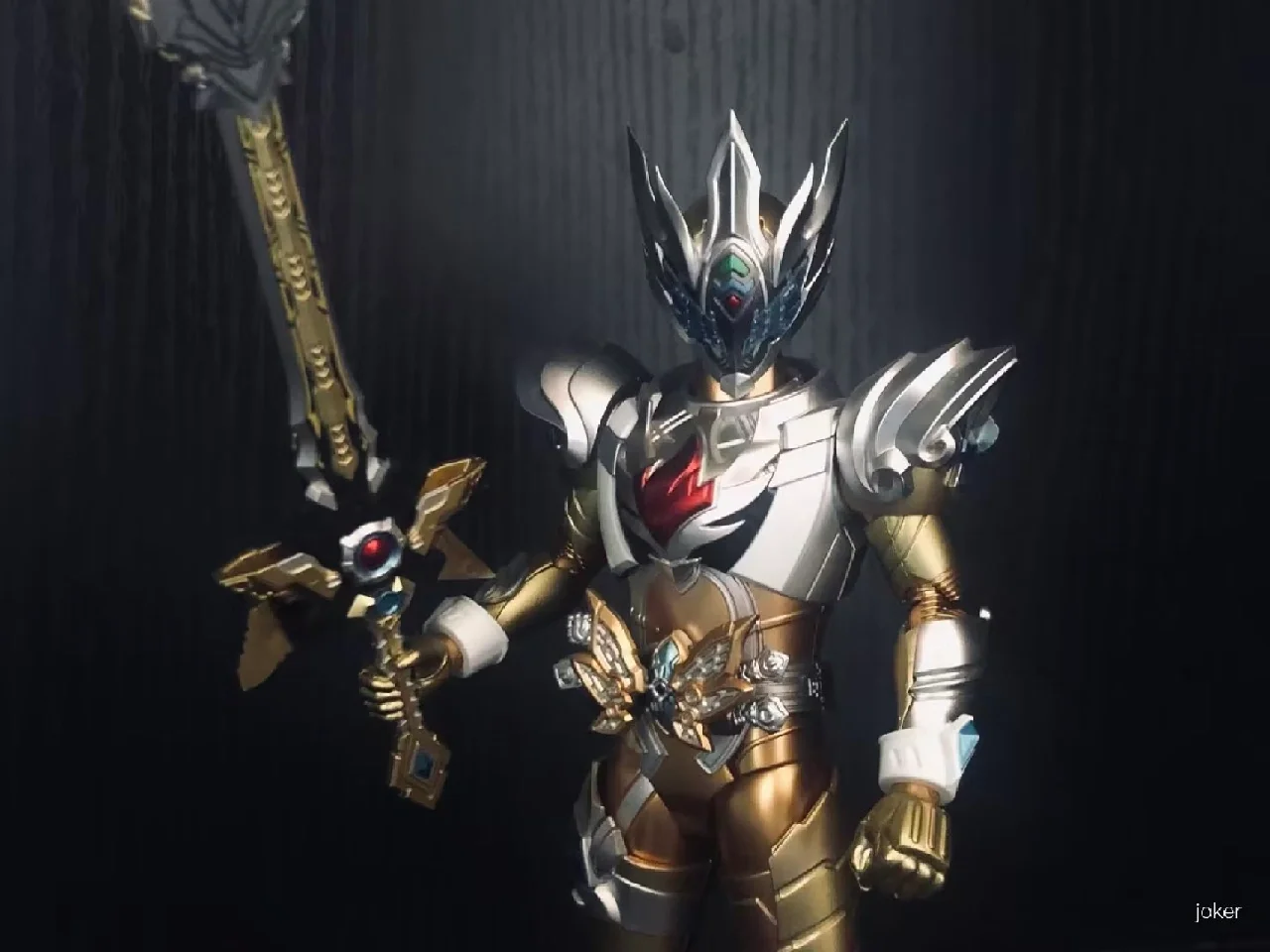 雷霆雅塔莱斯奥特曼(雷霆雅塔莱斯什么意思)