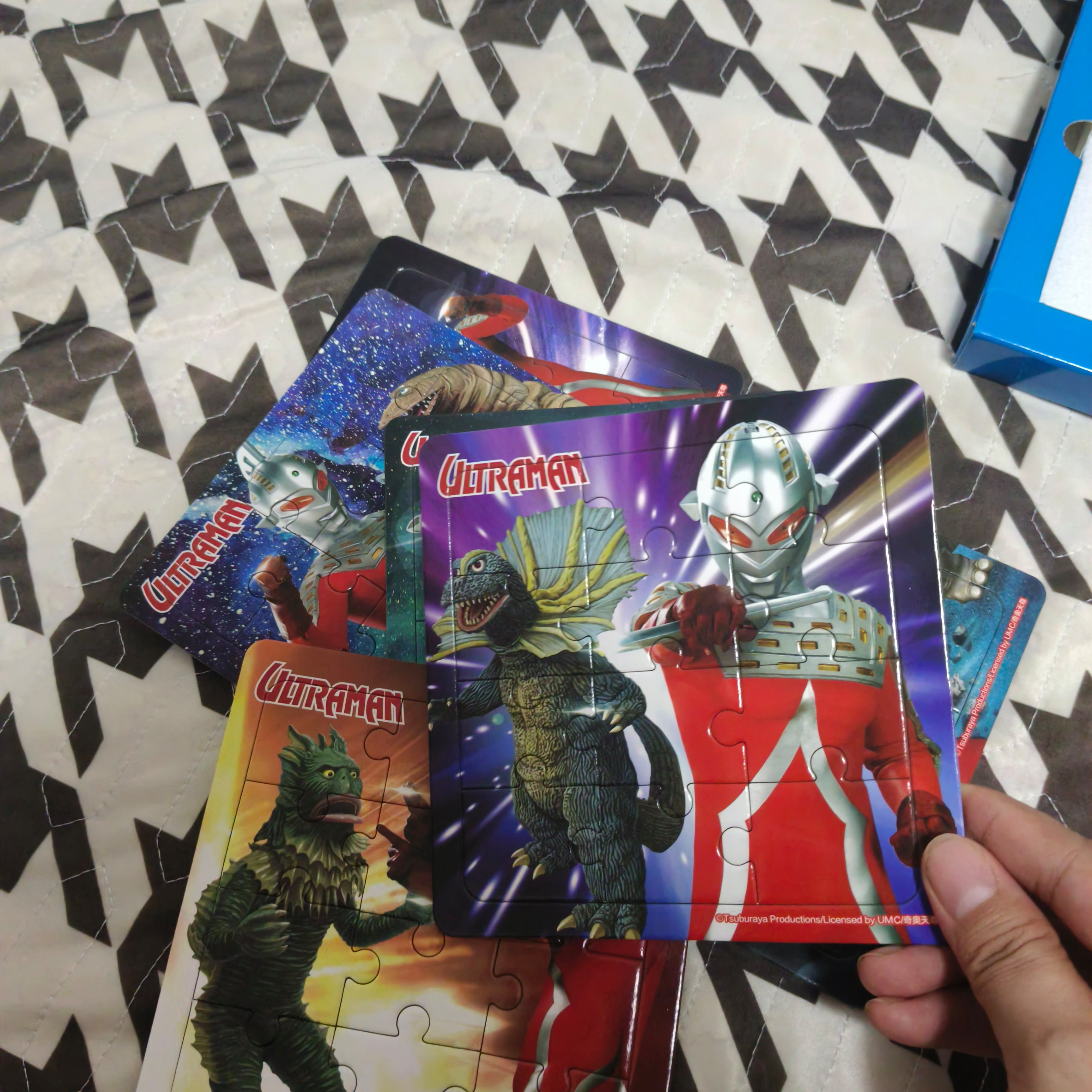 拼图下载游戏奥特曼(我想玩奥特曼拼图游戏)