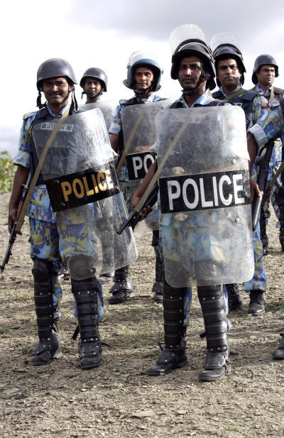 防暴警察攻略(防暴警察是干什么的)