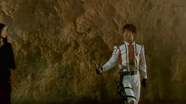 奥特曼格斗进化3迪迦怎么变身(奥特曼格斗进化三迪迦如何变换形态)